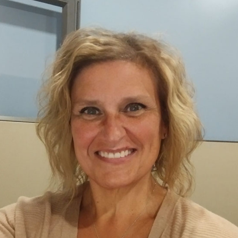 Theresa Price headhsot